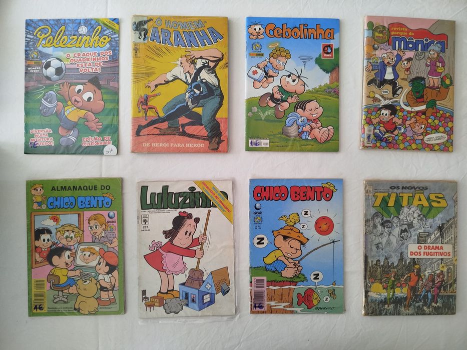 Livros antigos banda desenhada