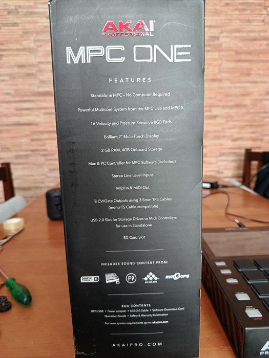 Akai Mpc One usado
