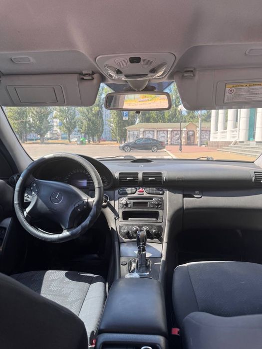 Mercedes Benz W203 С200