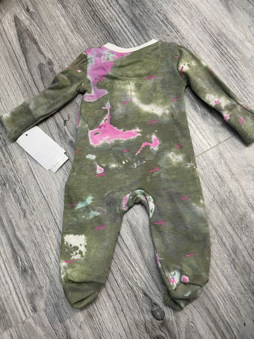 Nike śpioszki pajac 50-56 cm