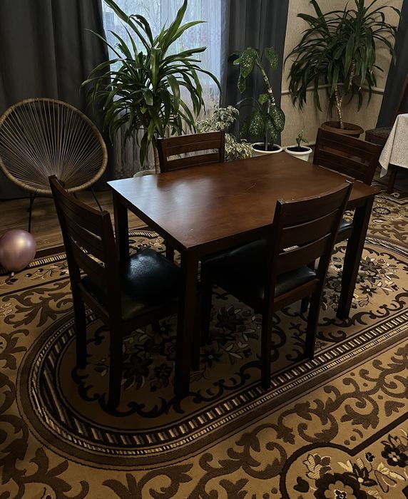 Кухонний комплект стіл+4 стільці