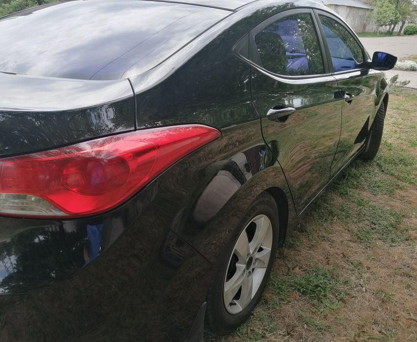 Hundai Elantra 2012