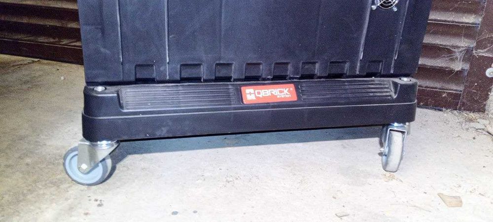 Портативна зарядна станція Power Bank PB4000 3.9 кВт