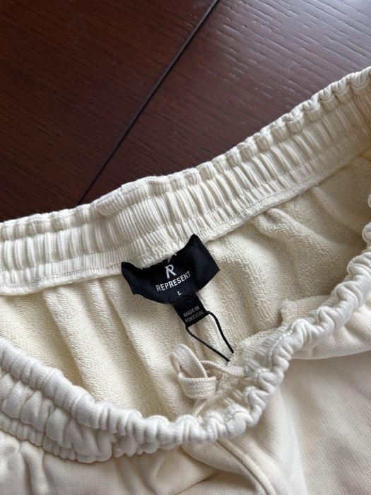 Represent Legacy Buttercream Sweatpant (L)