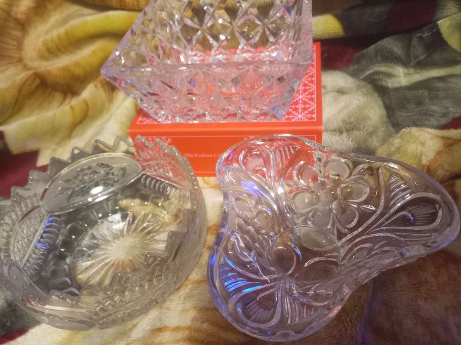 Хрустальные вазы-конфетницы