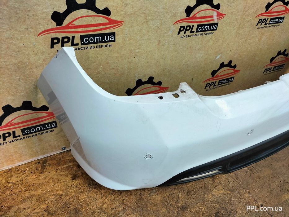 Peugeot 308 I T7 11-13 рестайл HB бампер задний заглушка парктроники