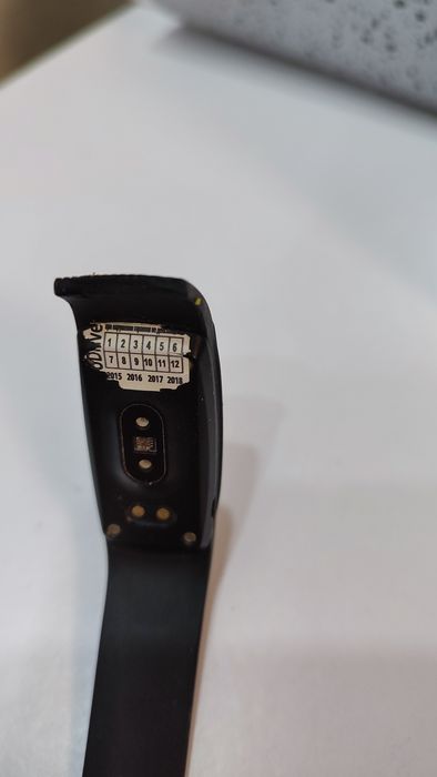 фітнес браслет робочий