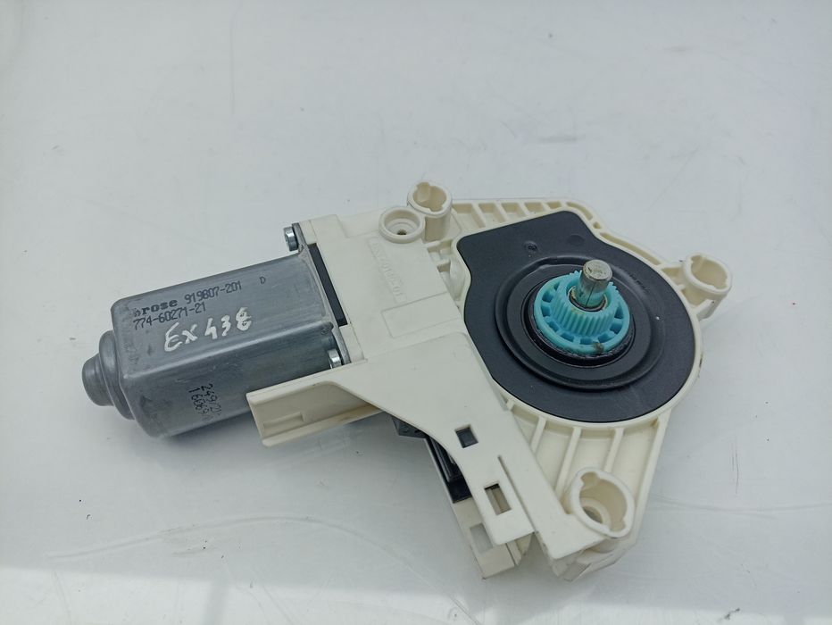 Motor vidro frente direito AUDI Q5 (8R)