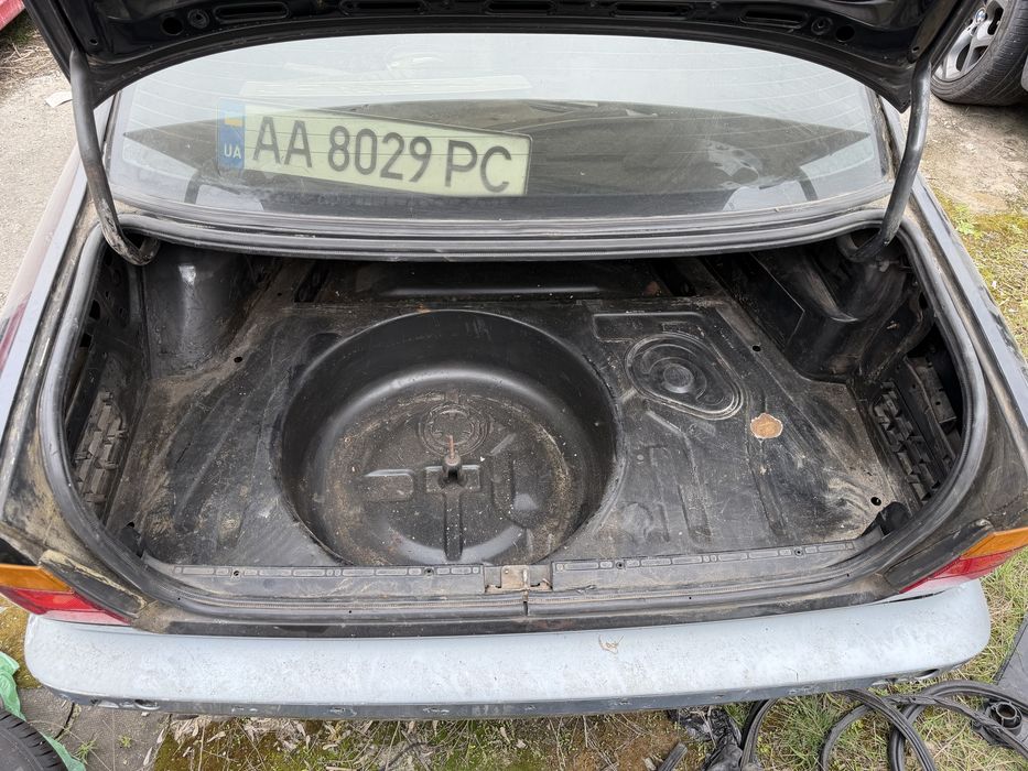 Розбор BMW e34 520 88рік