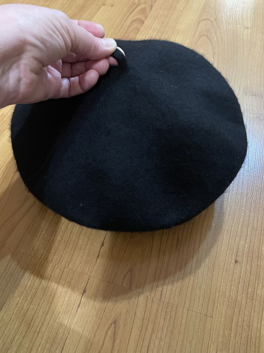 Черный берет натуральная шерсть New Look.