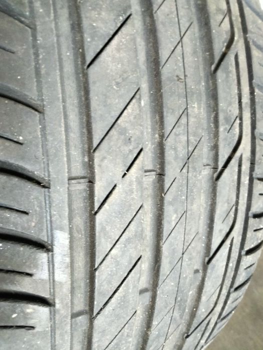 215 50 R18 Bridgestone