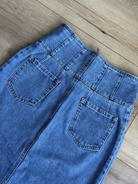 Спідниця Міді бренду Must Have