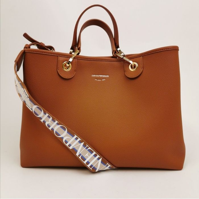 Duża torebka z kolekcji Emporio Armani