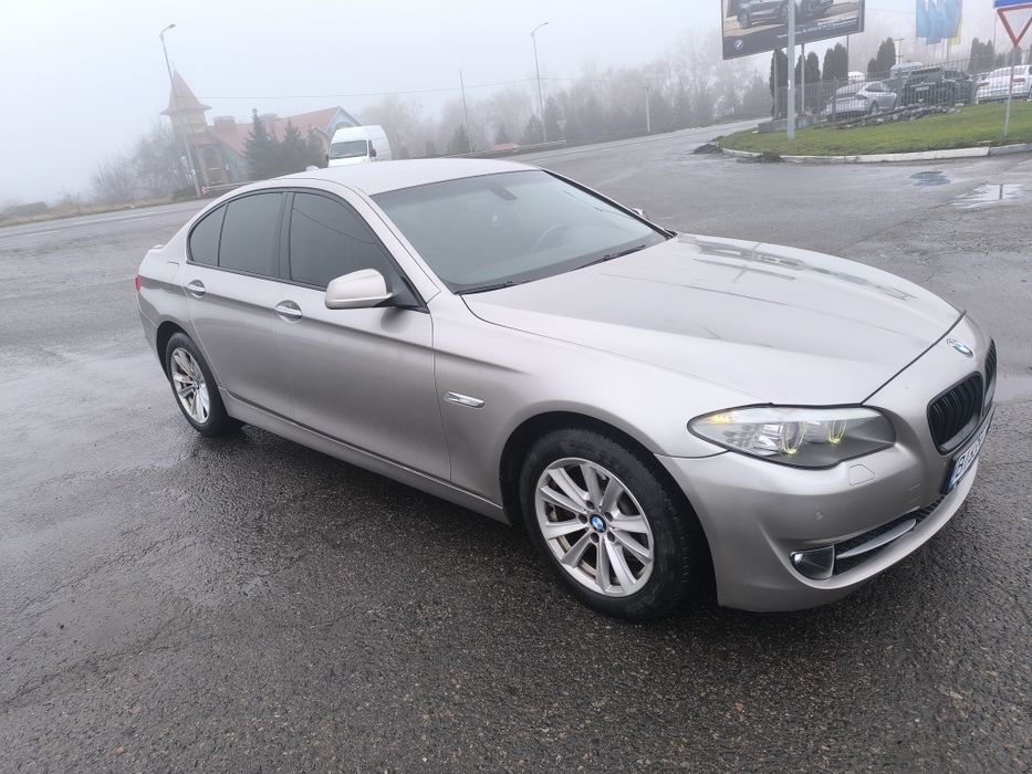 Продам BMW 525i(официал)