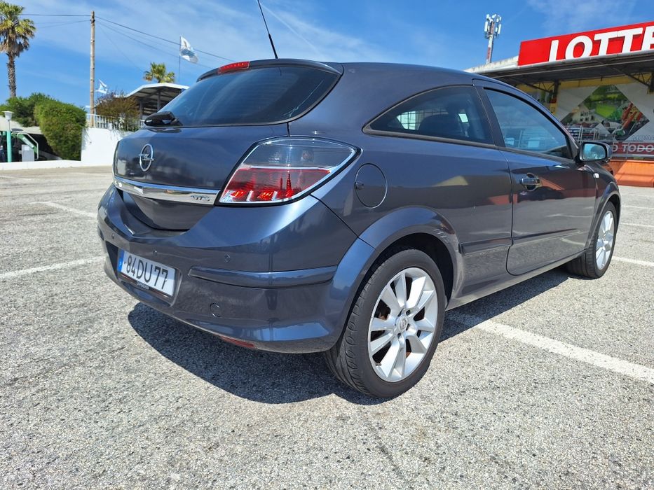 Opel Astra GTC 1.7 125cv Comercial