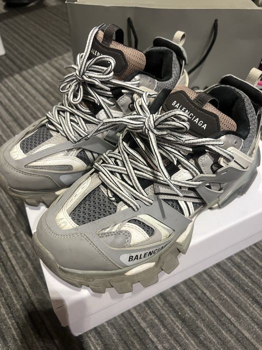 Balenciaga track 40 (траки )