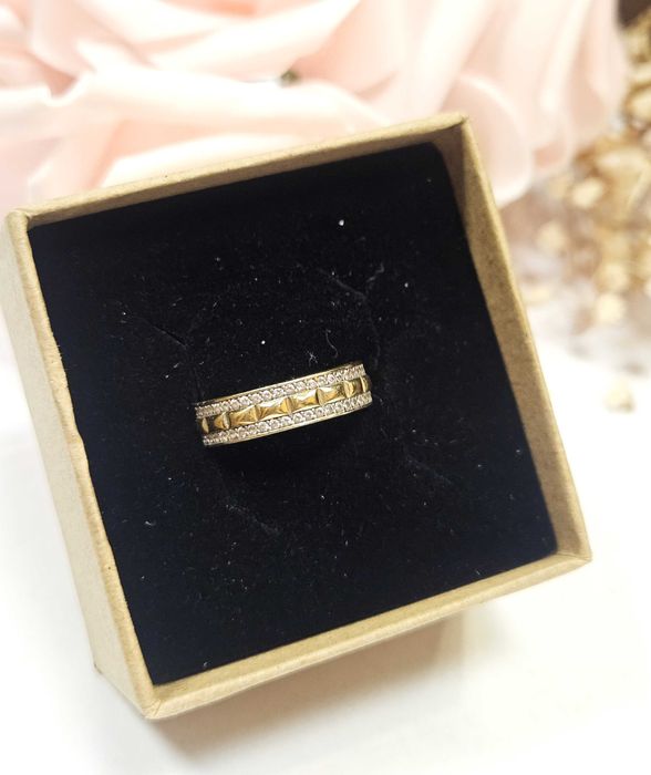 Złoty pierścionek w stylu greckim r.13 2,33g p.585