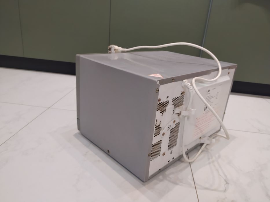 Продається мікрохвильовка з Німеччини!