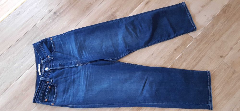 Spodnie damski Levis rozmiar 28