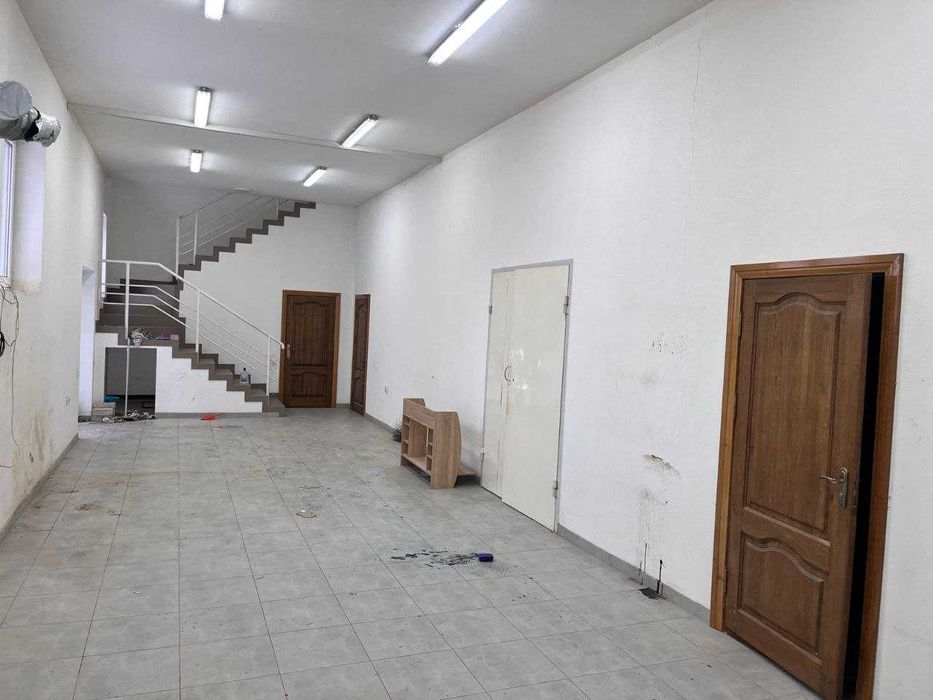 Оренда приміщення Ювілейний, вул. Небожинського (280 м.кв)