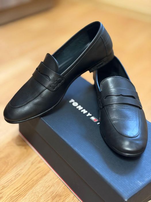 Жіночі лофери від Tommy Hilfiger