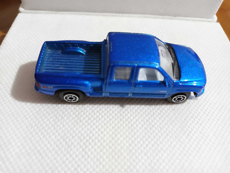 Miniaturas 1/64 Welly CM3