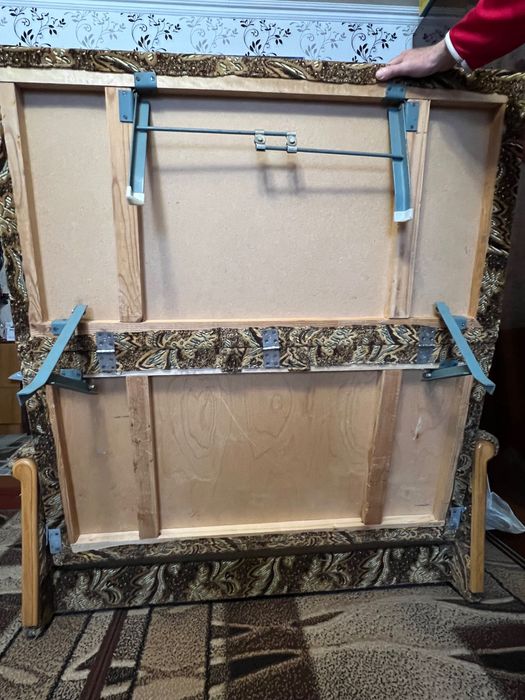 Диван-малютка в гарному стані/ самовивіз!