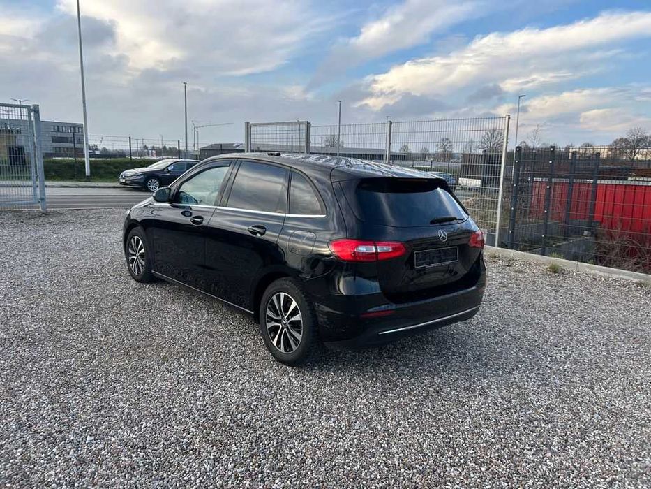 Разборка MERCEDES W169/W176/W177/W242/W245/W246/W247 бампер фара крило