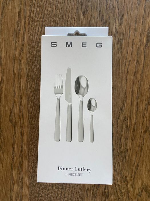 SMEG talheres 4 peças Inox