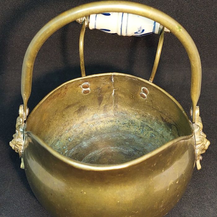 АНТИКВАРИАТ каминный зольник 19 ВЕК кашпо ГЕРМАНИЯ ведро для угля ЛЕВ