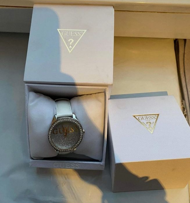 zegarek damski GUESS