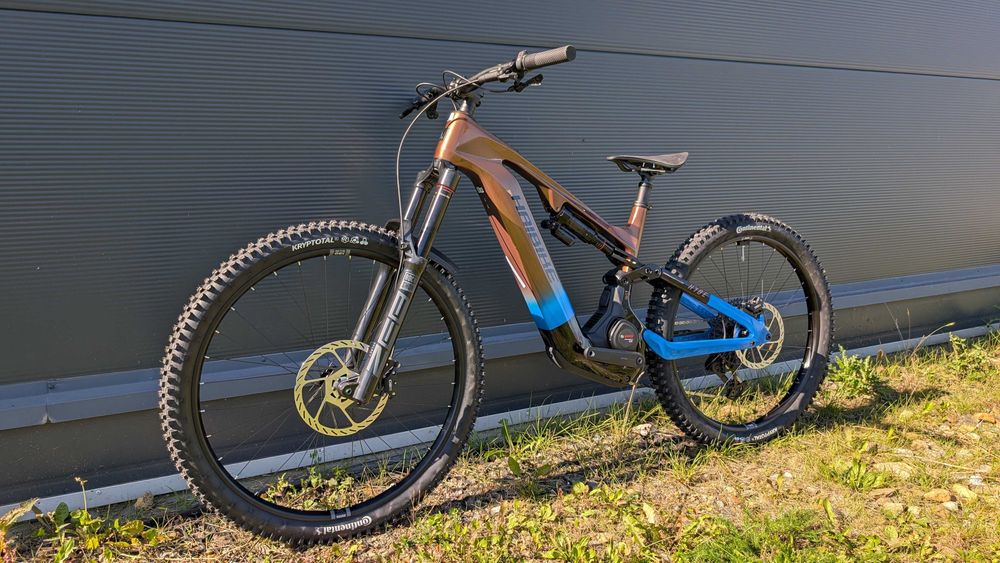 87 Rower elektryczny Haibike Hybe CF 9 Rozmiar M Bosch CX 120Nm 800Wh RockShox Zeeb Sram