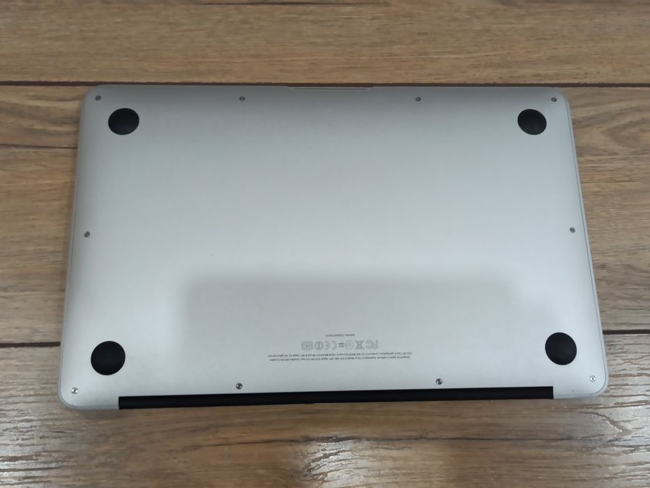 MacBook  в ідеальному стані