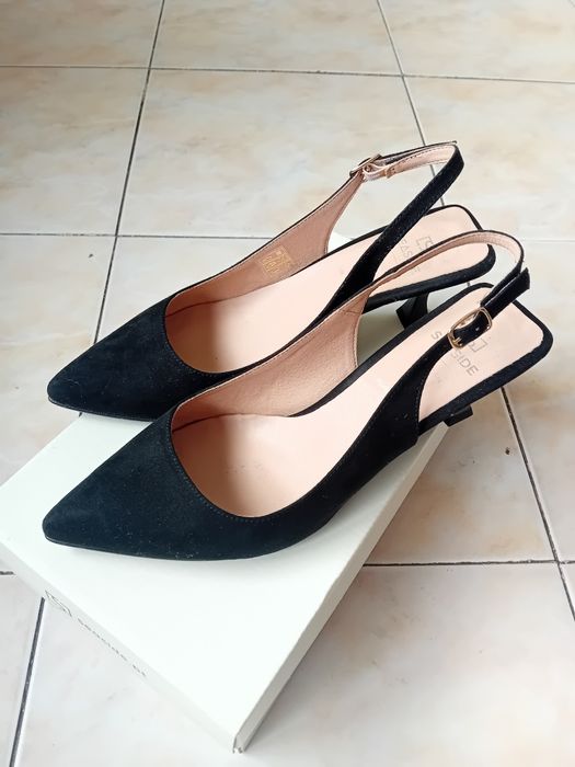 Vendo  sapatos Scarpin