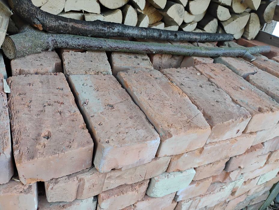 Cegła z lat siedemdziesiątych, Rzemieślnicza