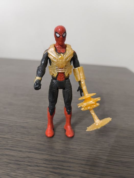 Hasbro Spider-Man Złoty Spidey