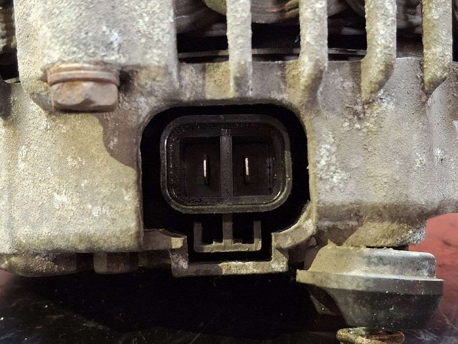 Alternador ISUZU N (6th Generation)