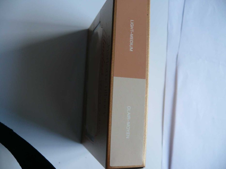 Nowa paleta do twarzy "Charlotte Tilbury" Filmstar Bronze& Glow