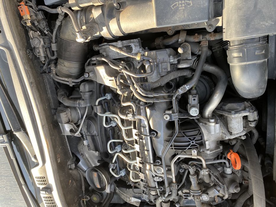 Мотор 2.0 tdi 125kw CEG CBBB двигун двигатель Skoda Volkswagen