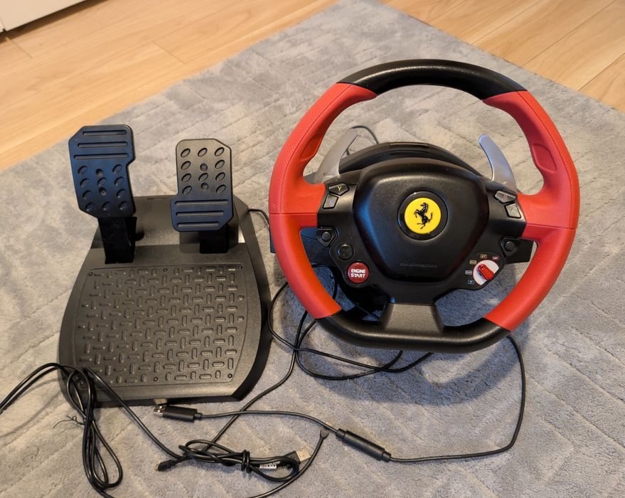 Kierowca Thrustmaster Ferrari 458 Spider