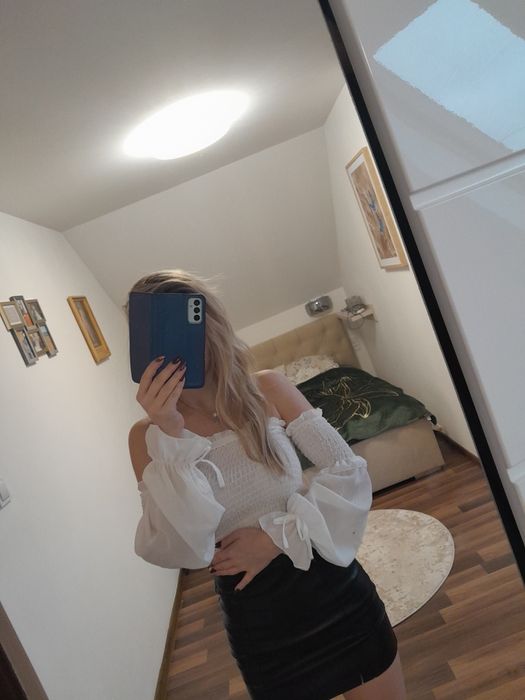 Bluzka crop top hiszpanka bufiaste rękawy siatka sexy modna oversize