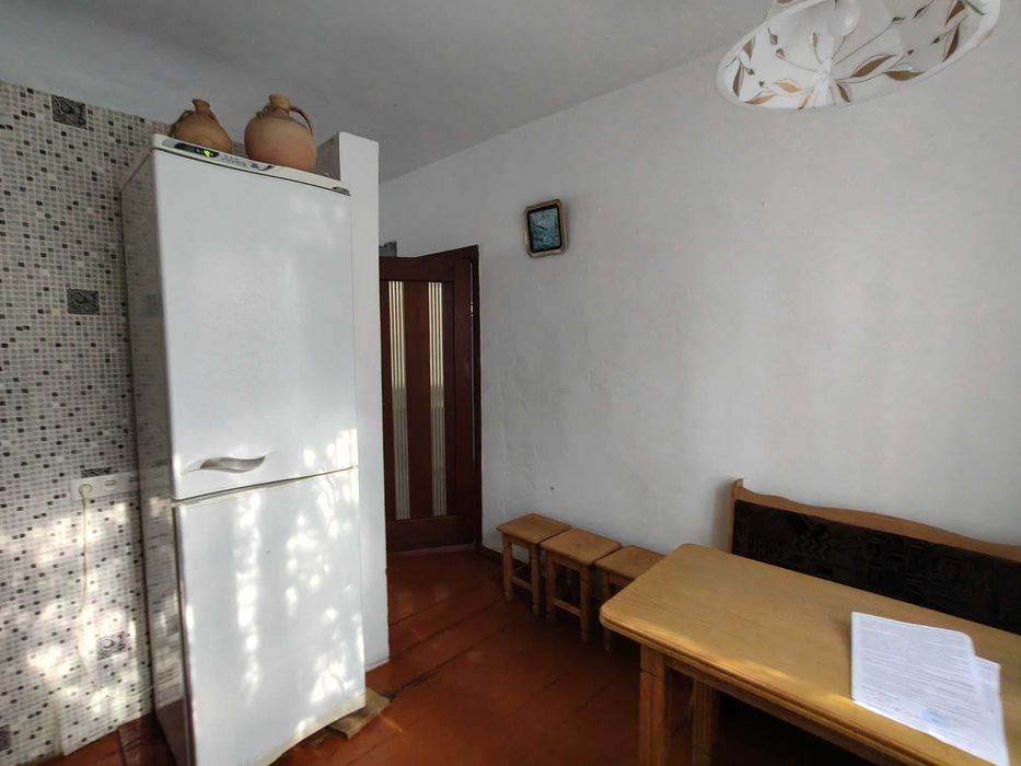 Будинок на просторій земельній ділянці між Базарчиком та Сушильним