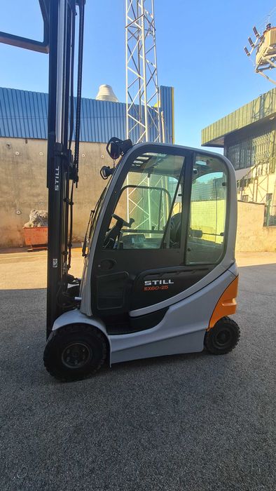 Empilhador Eletrico Still 2.5T