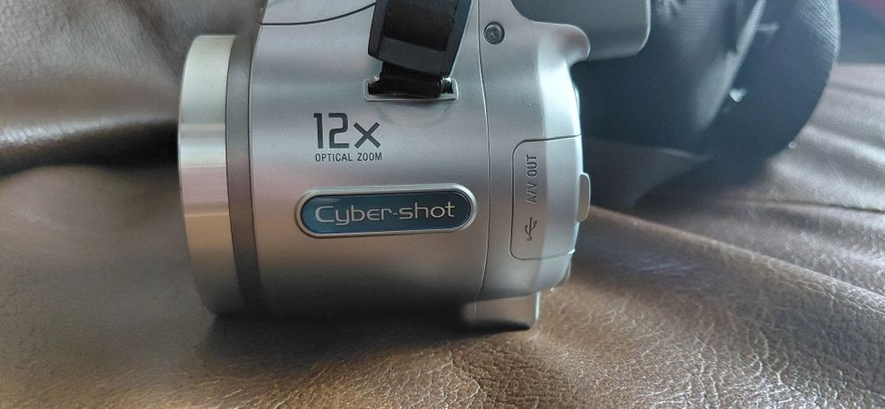 Aparat cyfrowy Sony DSC-H2