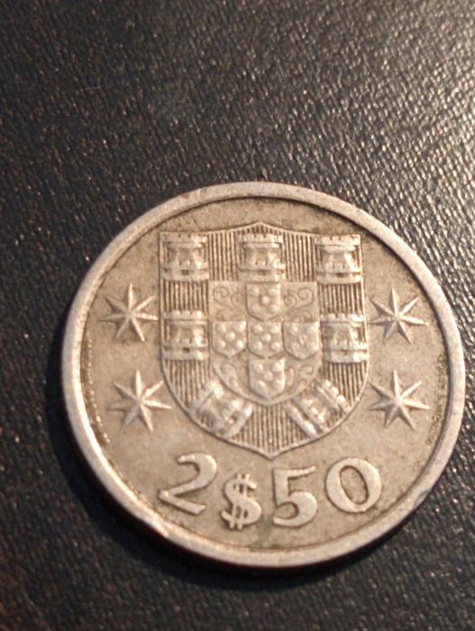 Moeda de 2,5 escudos	Portugal	1964*