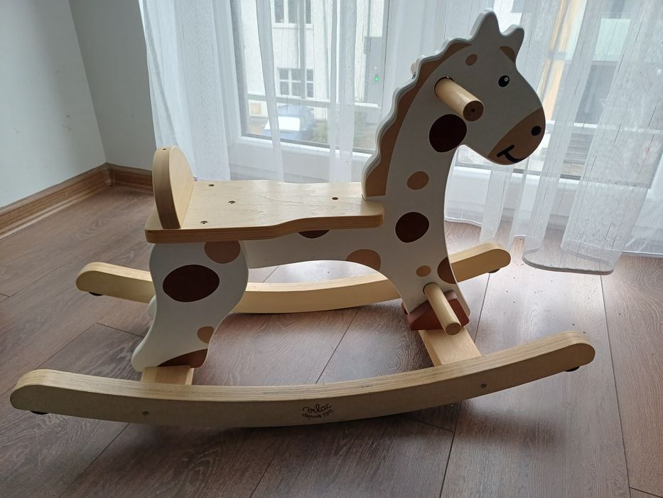 Koń, konik na biegunach