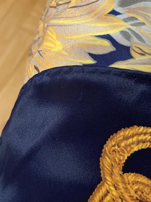 Chusta Chanel w słoneczniki