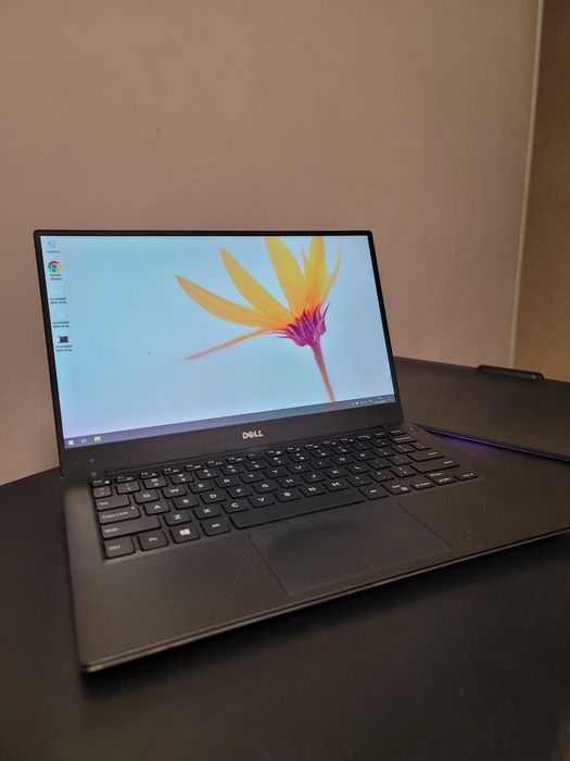 Легкий, тонкий ноутбук Dell xps 13", 9360, i3-7100U, 4/256, nvme