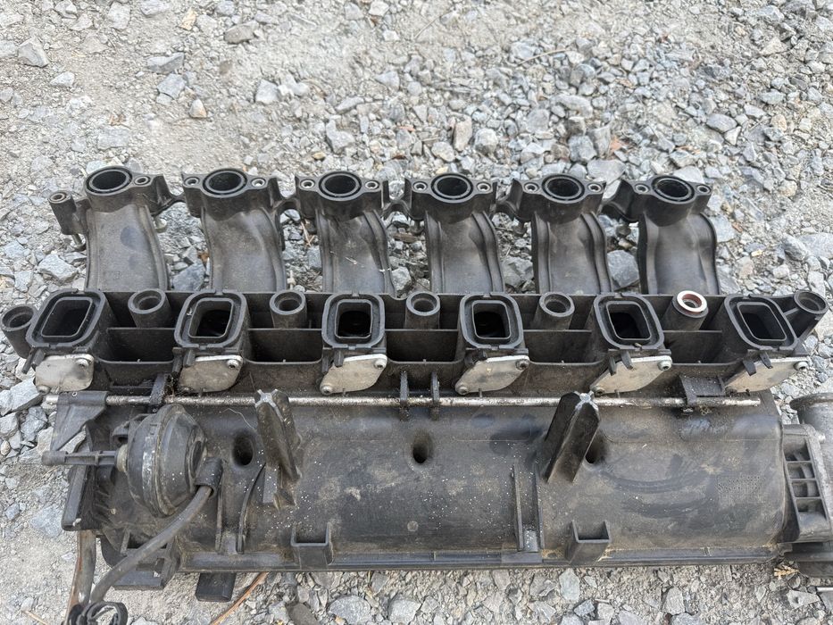 Kolektor ssacy z przepustnica m57 BMW x5 e70 3.0d