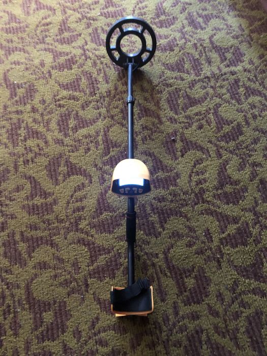 Продам або обміняю Металошукач